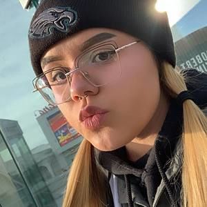 Meet your Posher, Sydney